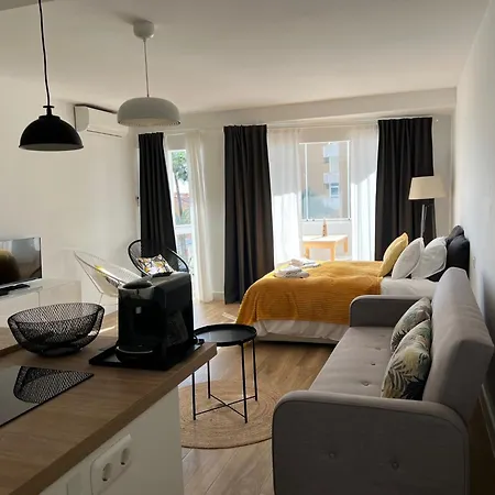 By Meatina Apartamento Torremolinos